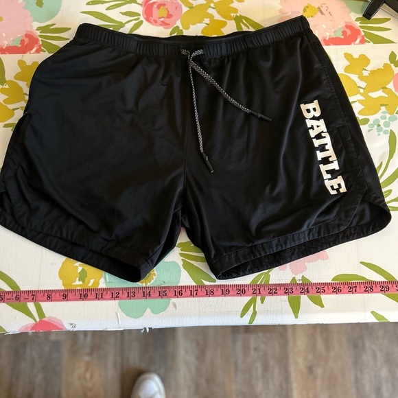 Battle XL Men's black Atheltic Shkrts With Built in Under Shorts - Picture 1 of 11